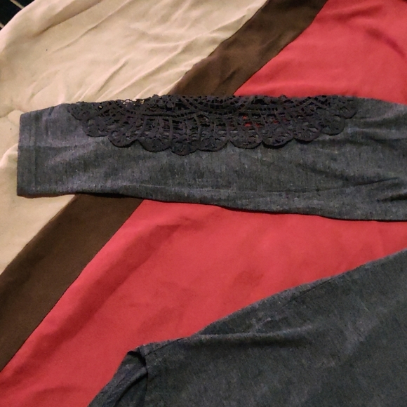 Reflection Lace Long Sleeve Henley Tee M 4-6 - Picture 4 of 4